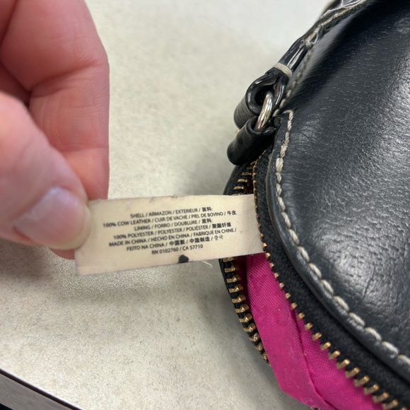 Kate spade black leather crossbody purse with pink lining. - Picture 5 of 10